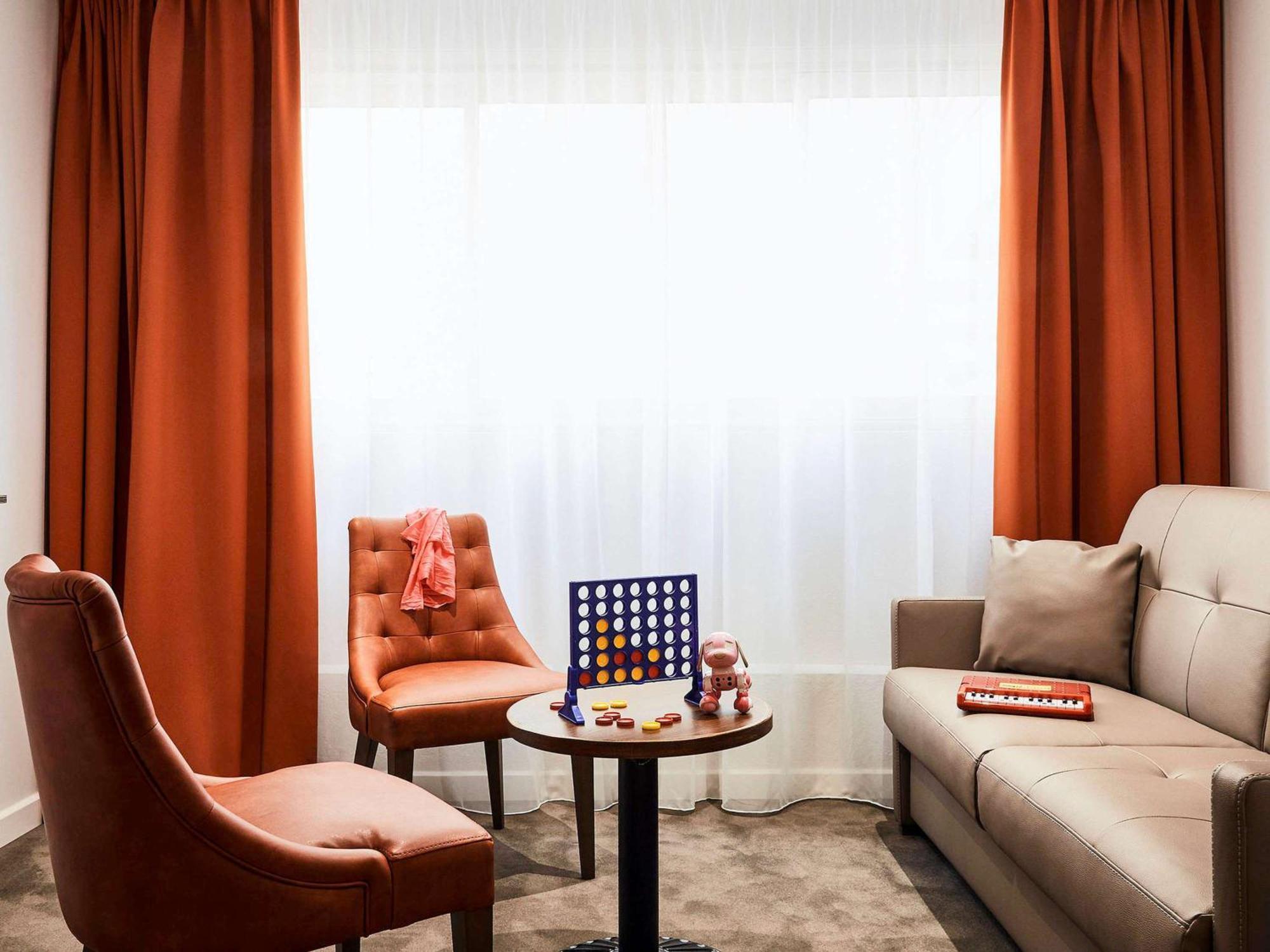 Ibis Styles Hyeres Rooftop & Spa المظهر الخارجي الصورة