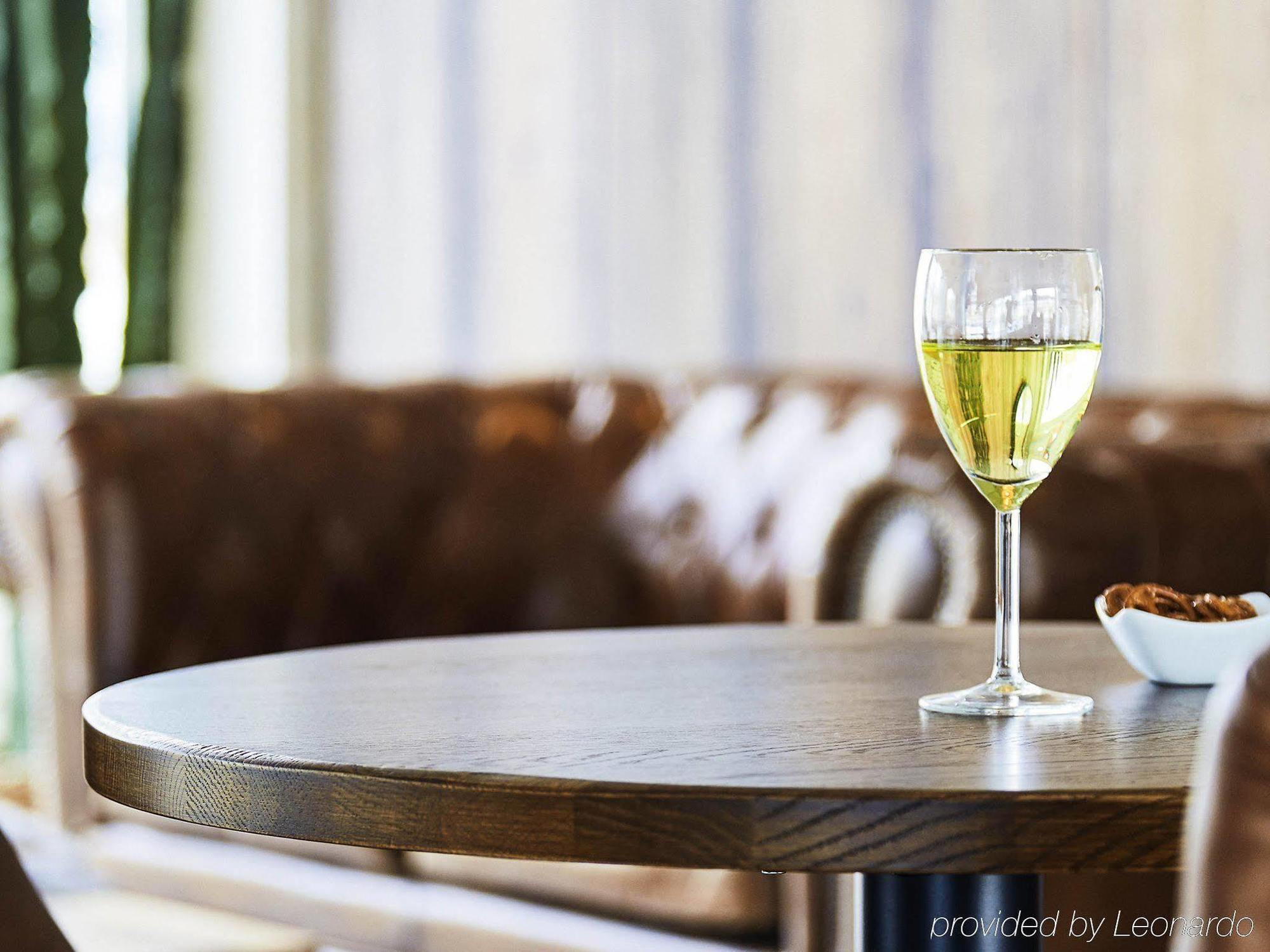 Ibis Styles Hyeres Rooftop & Spa المطعم الصورة